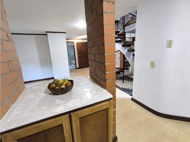 place photo 70