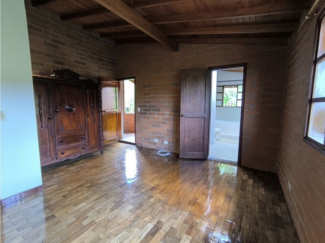 place photo 83
