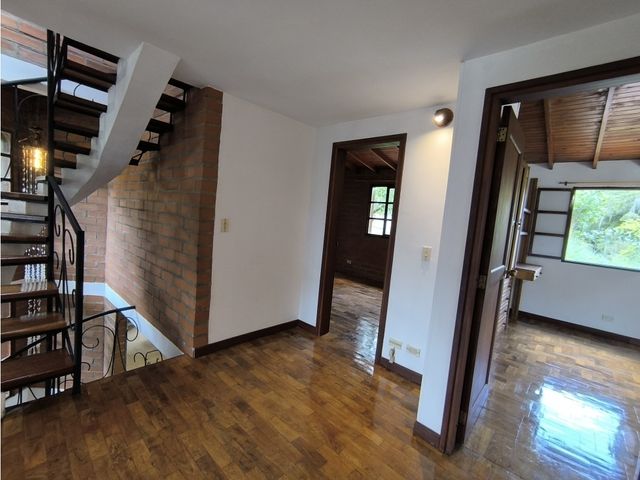 place photo 94