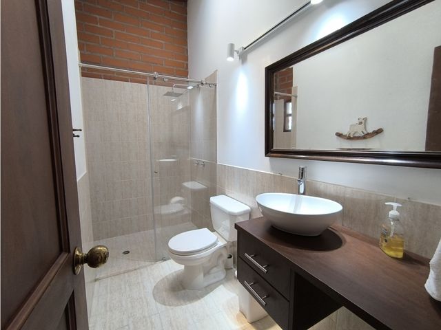 place photo 75