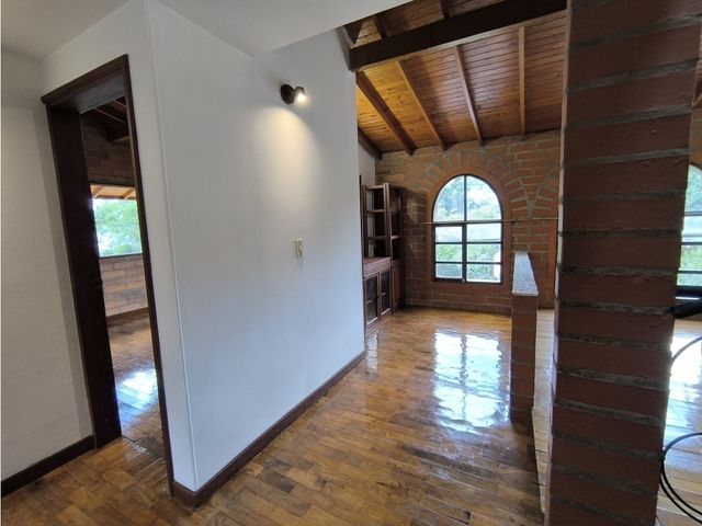 place photo 90