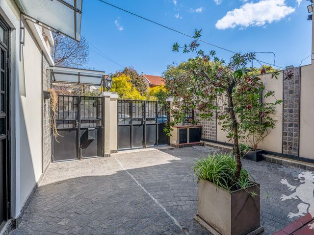 place photo 54