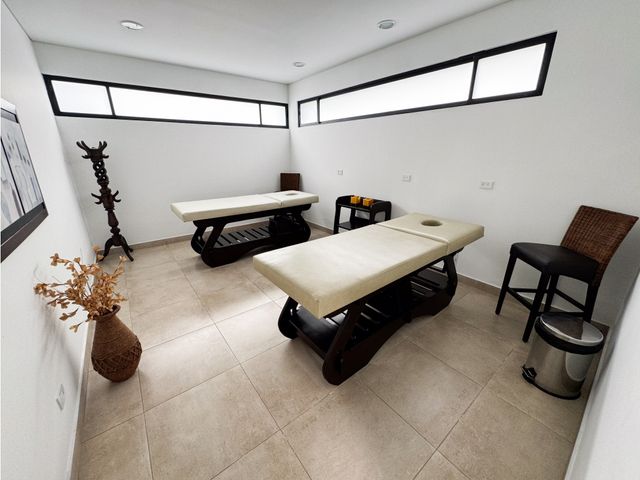 place photo 79