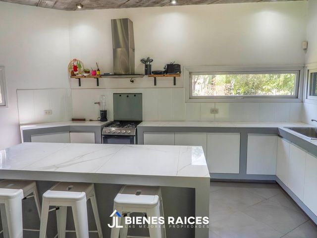 place photo 48