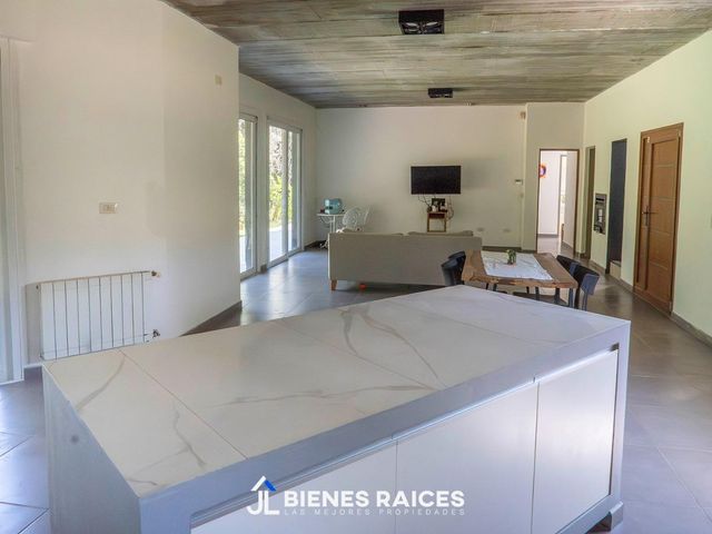 place photo 43