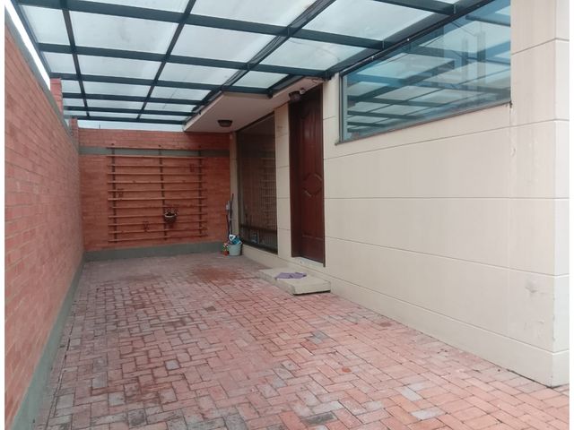 place photo 23