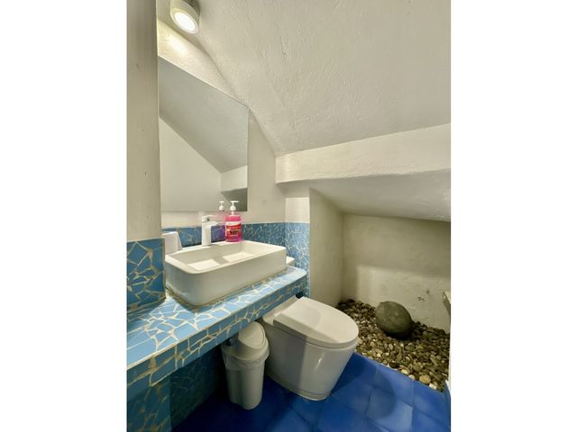 place photo 52