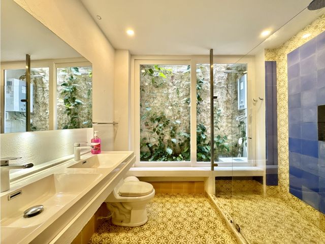place photo 60