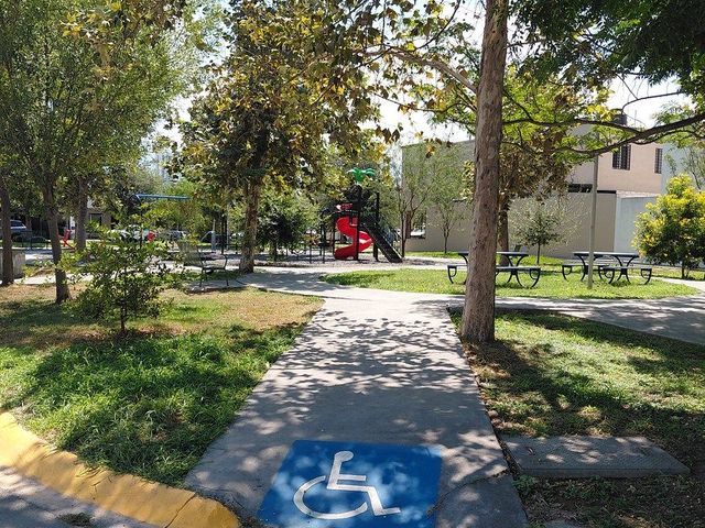 place photo 19