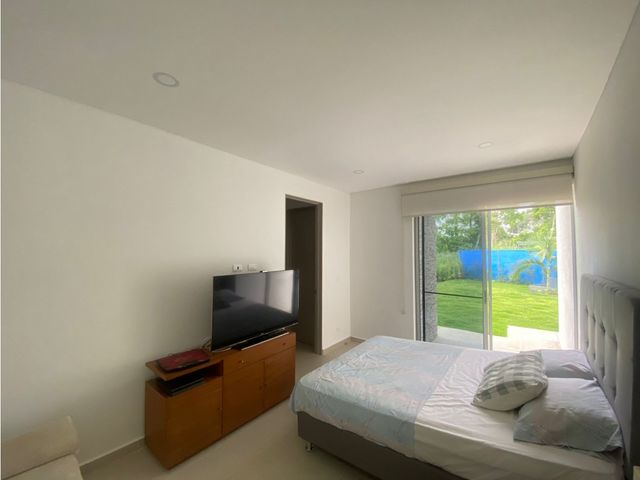 place photo 52