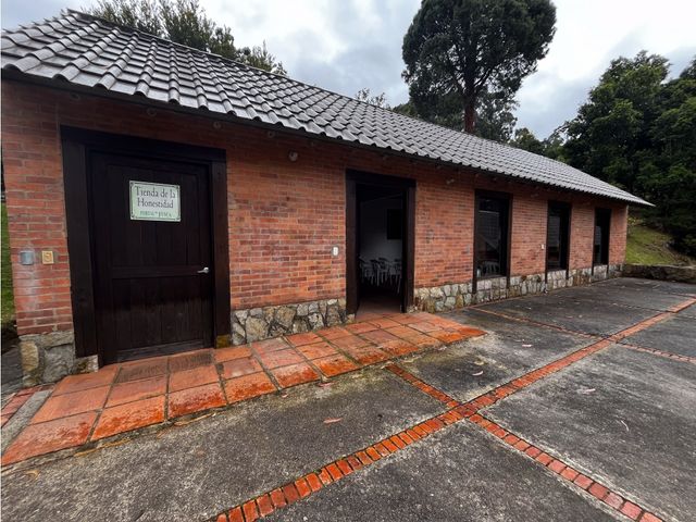 place photo 58