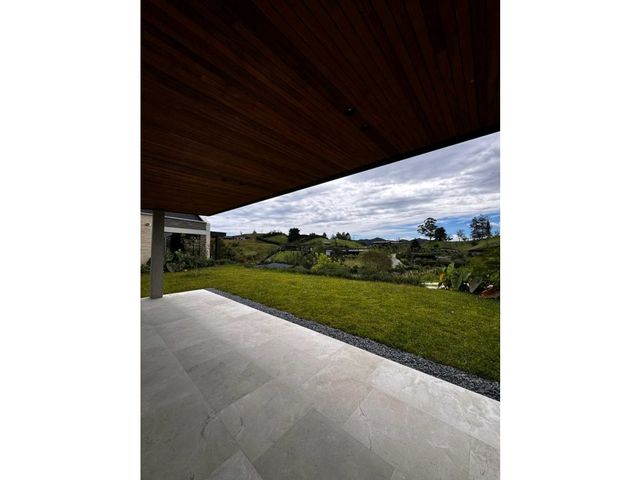 place photo 50