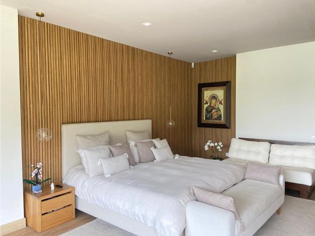 place photo 48