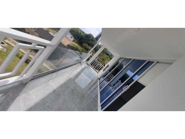 place photo 55
