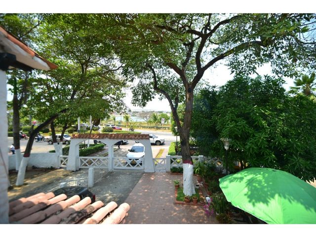 place photo 19