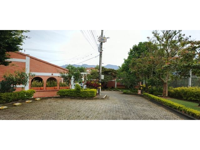 place photo 84