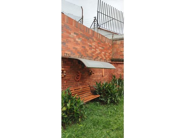 place photo 92