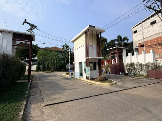 place photo 40