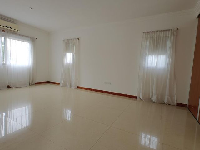 place photo 49