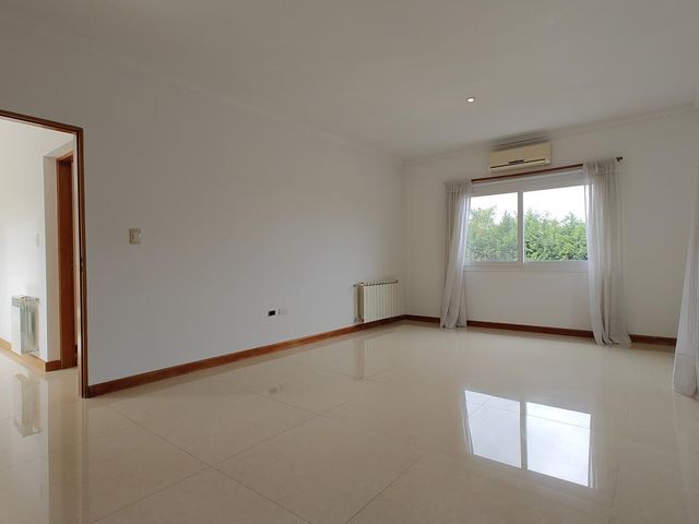 place photo 52