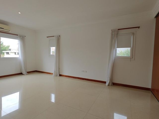 place photo 50