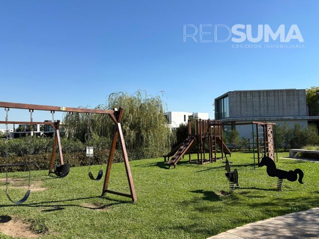 place photo 48
