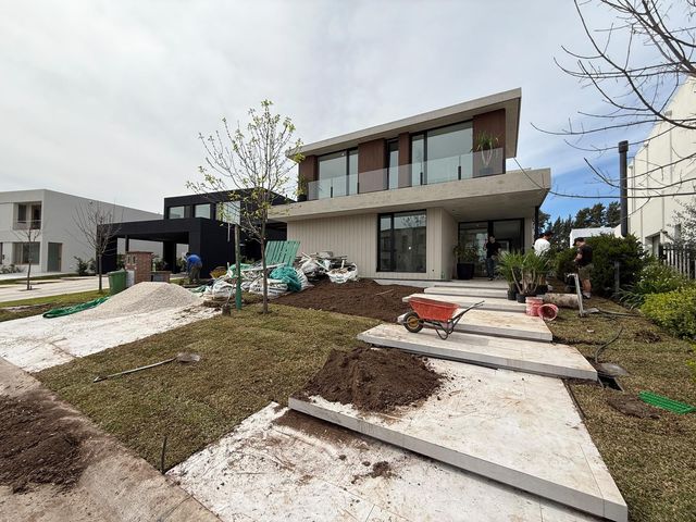 place photo 67
