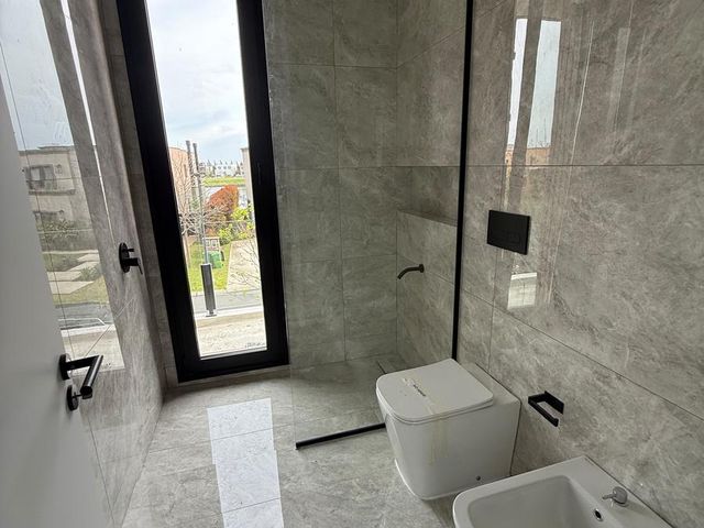 place photo 48