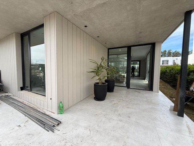 place photo 66