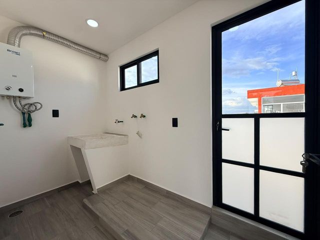 place photo 30