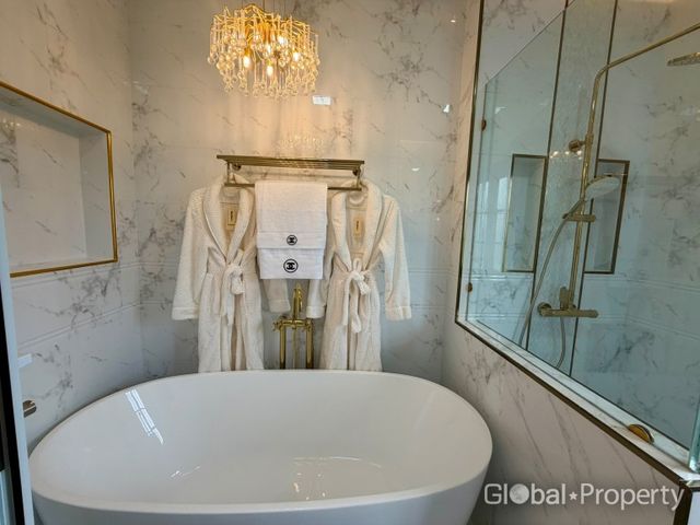 place photo 43