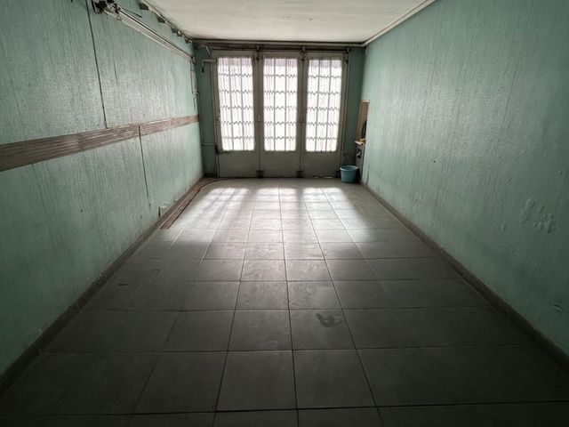 place photo 70