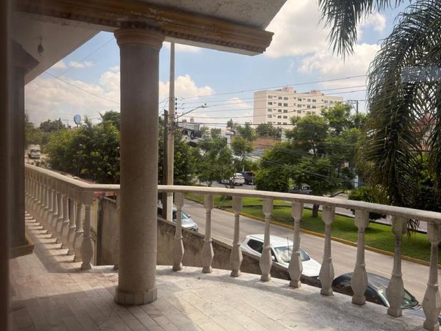 place photo 23