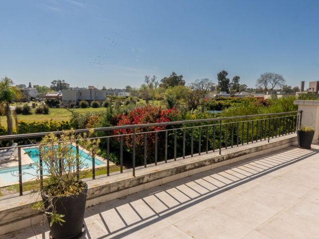 place photo 48