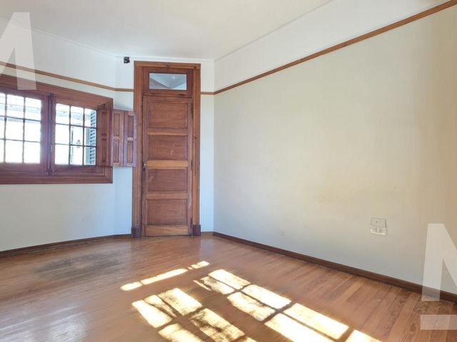 place photo 98