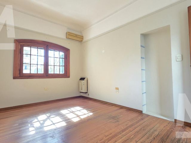place photo 90