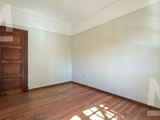 place photo 93