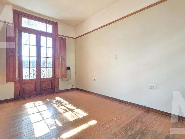 place photo 95
