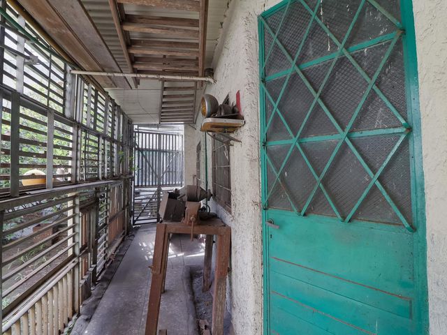 place photo 50