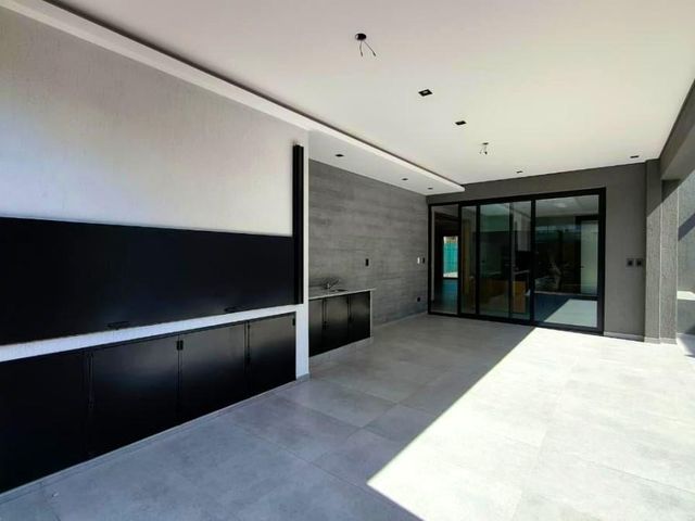 place photo 51