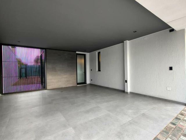 place photo 54