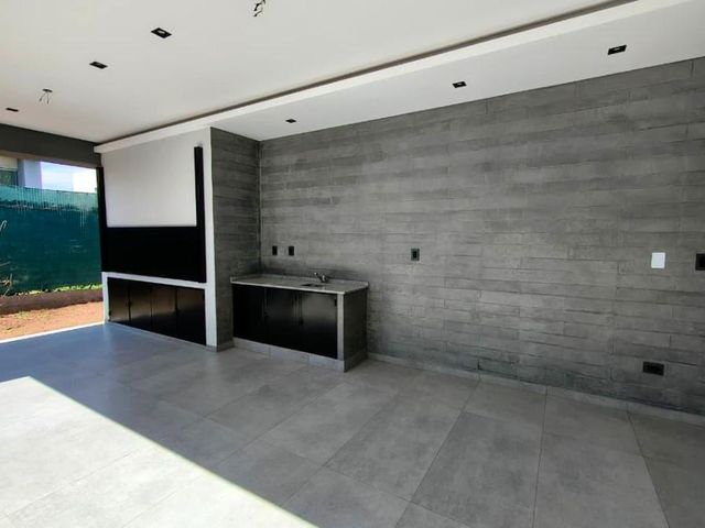 place photo 50