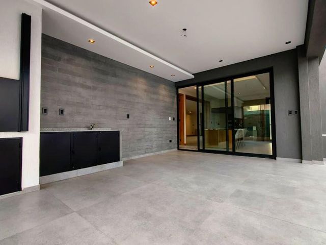 place photo 49