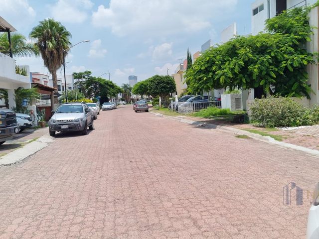 place photo 38