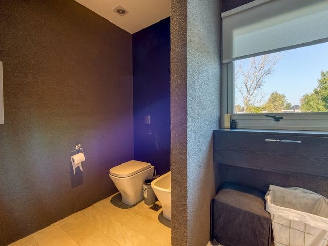 place photo 75