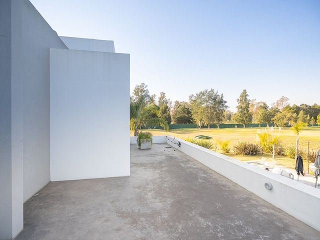 place photo 60