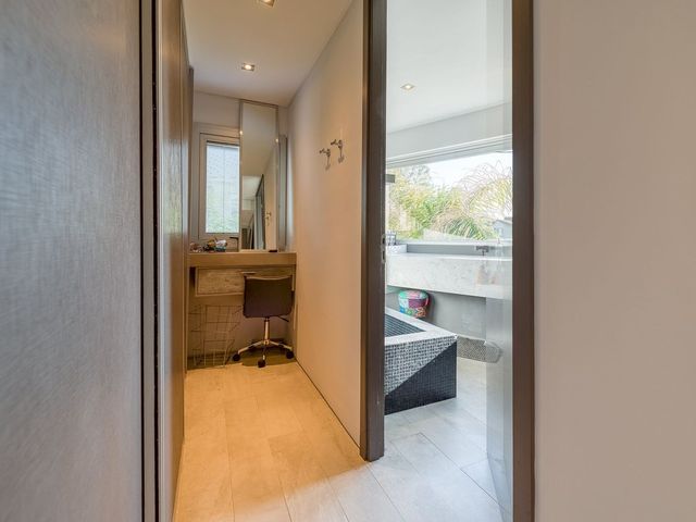 place photo 66