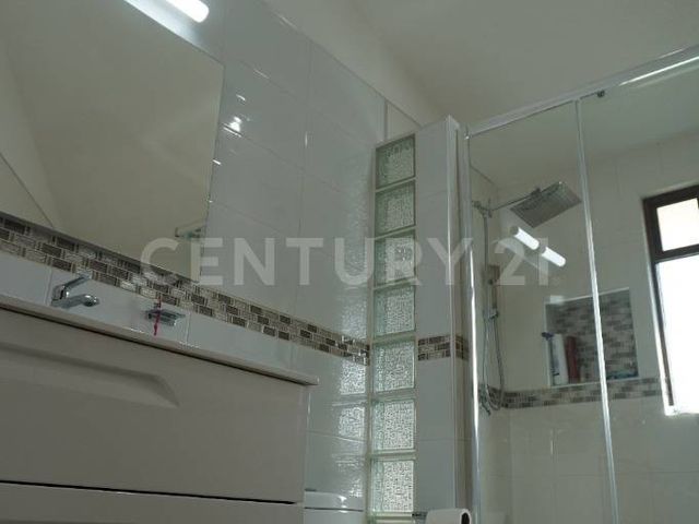 place photo 60