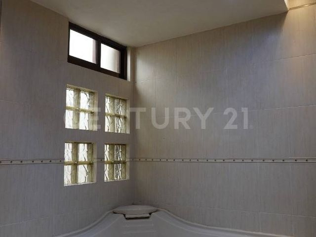 place photo 54