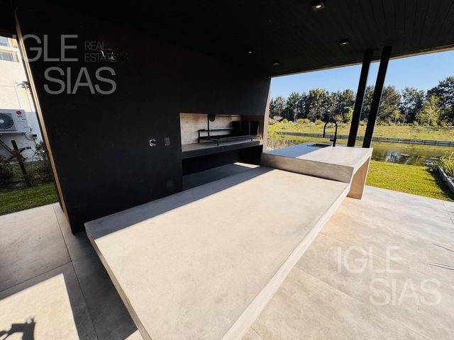 place photo 40
